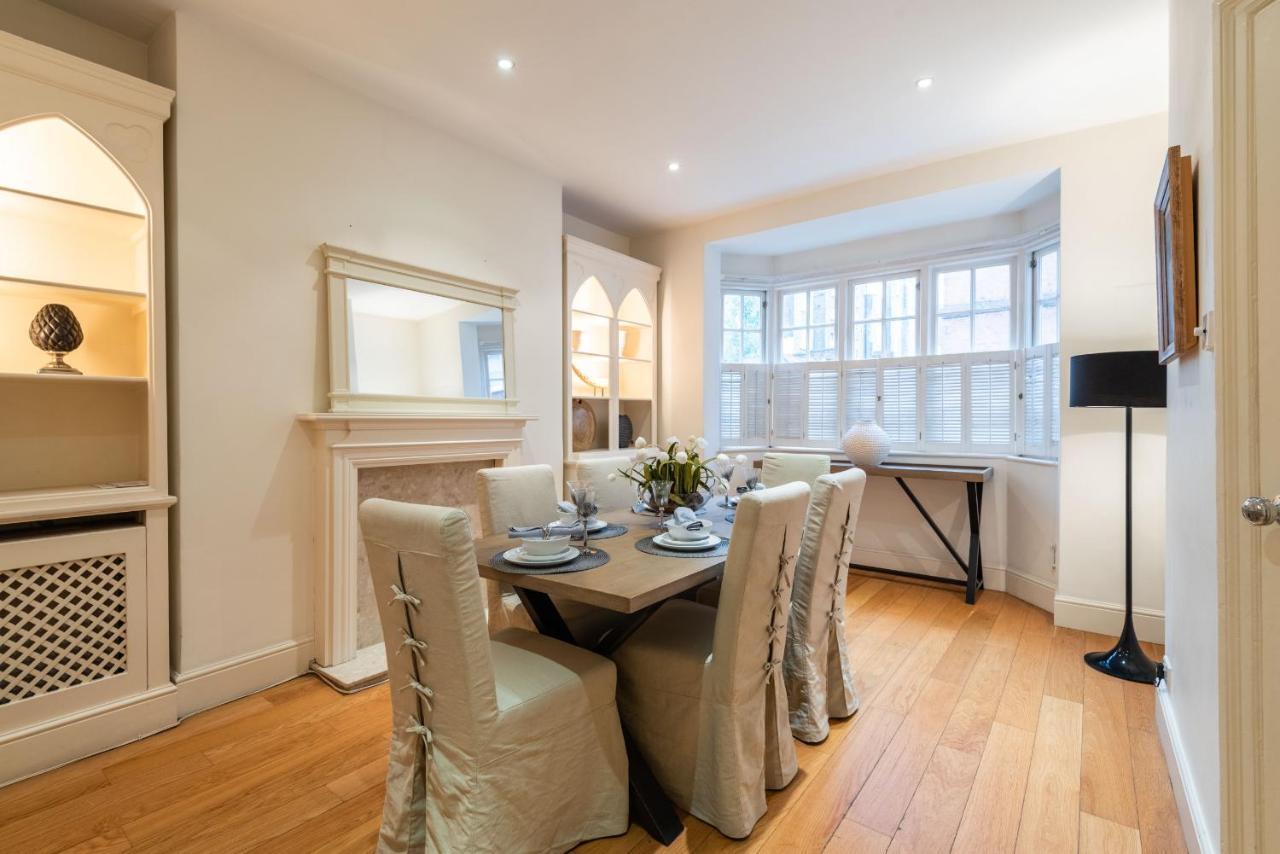 Ferienhaus Traditional Family Near Earl's Court London